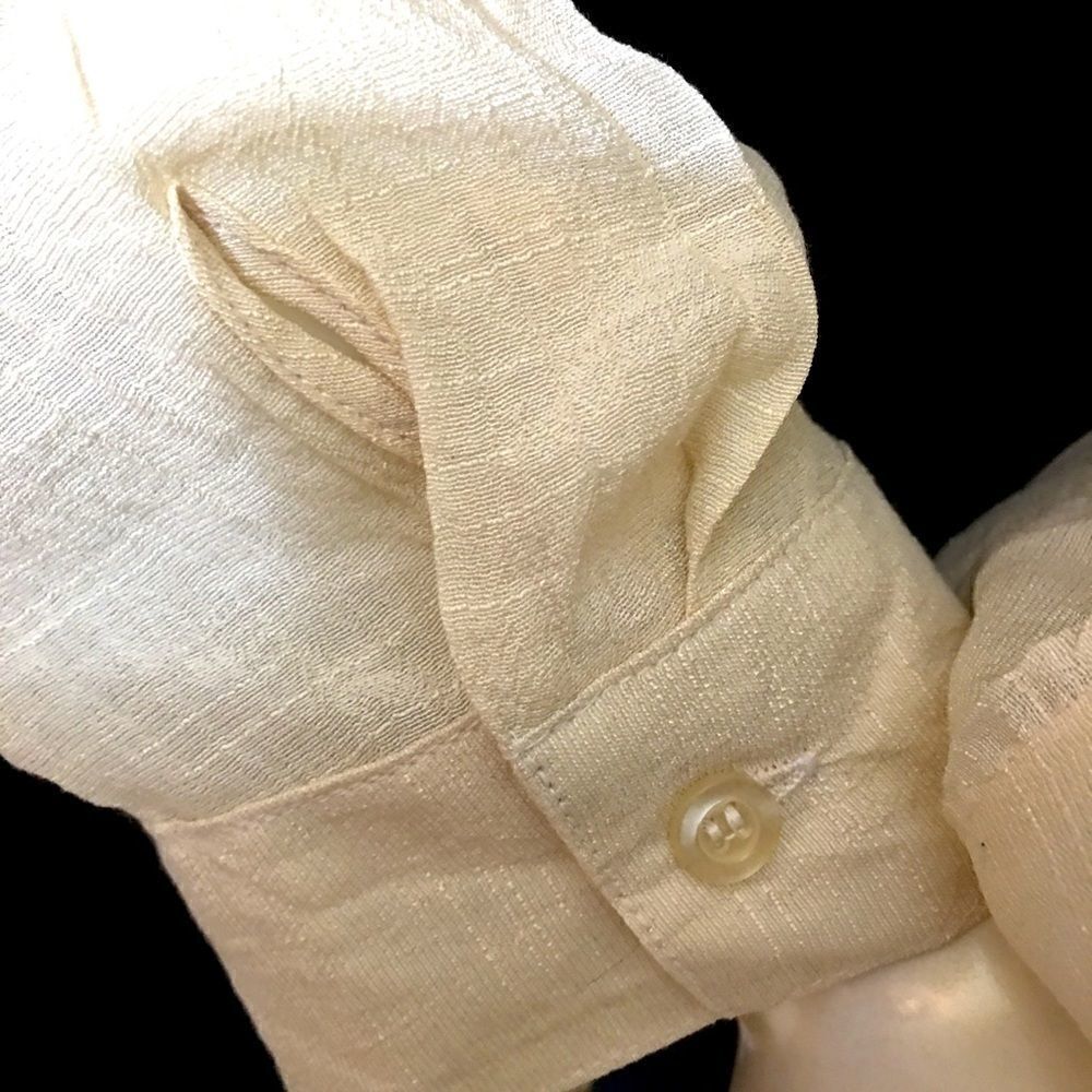 New! Lace Back knot front Top - Picture 5 of 13